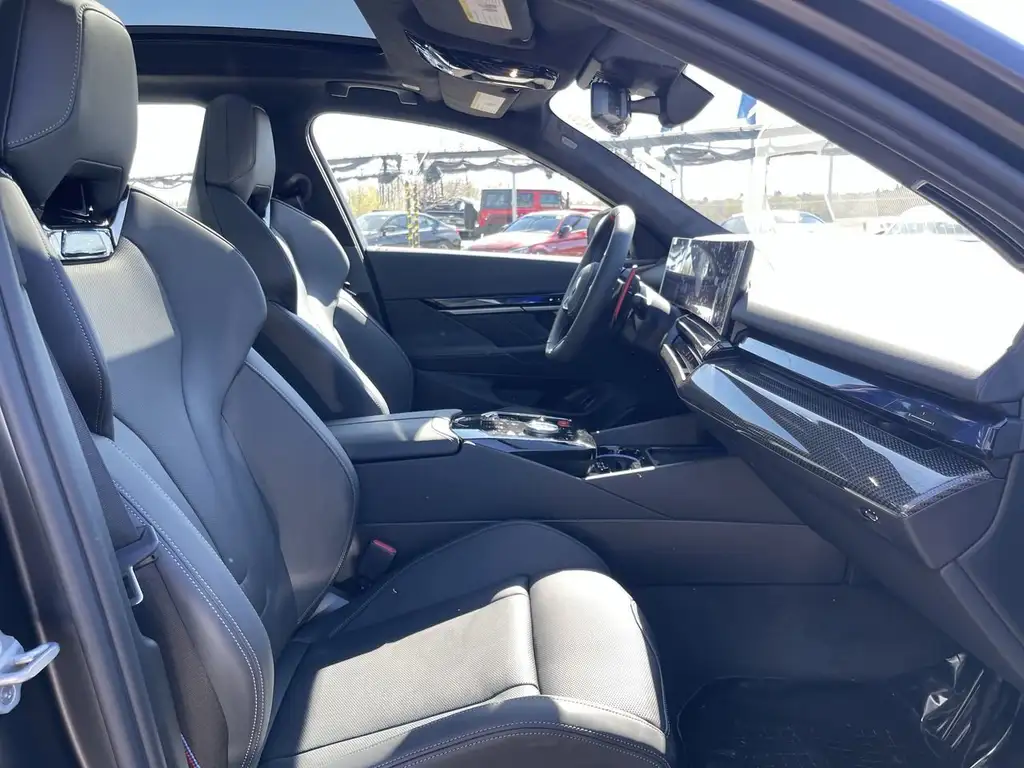 2027 BMW M5