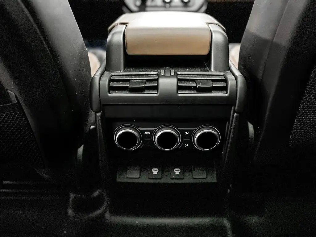 2024 Land Rover Defender