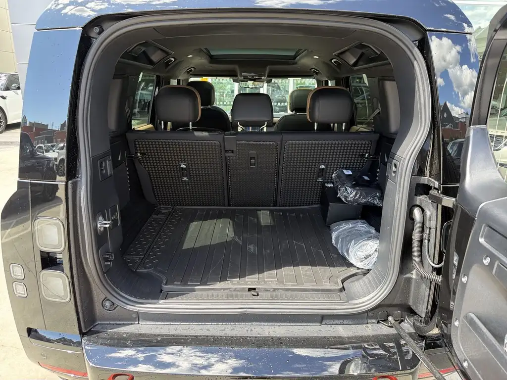 2026 Land Rover Defender