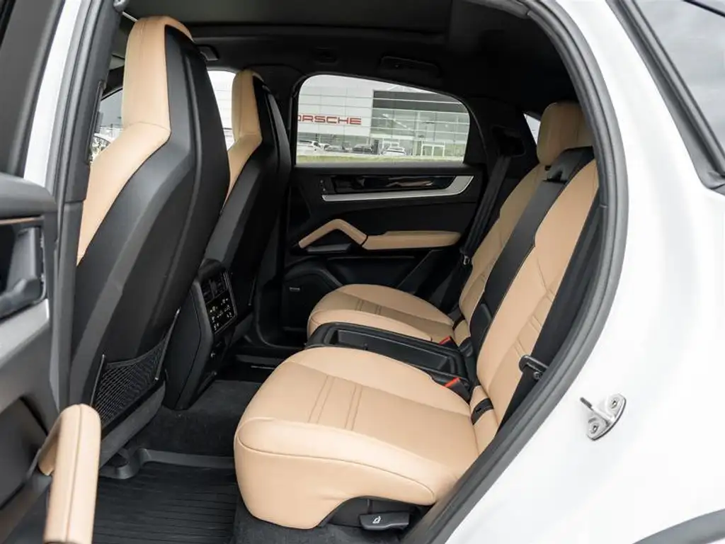 2025 Porsche Cayenne