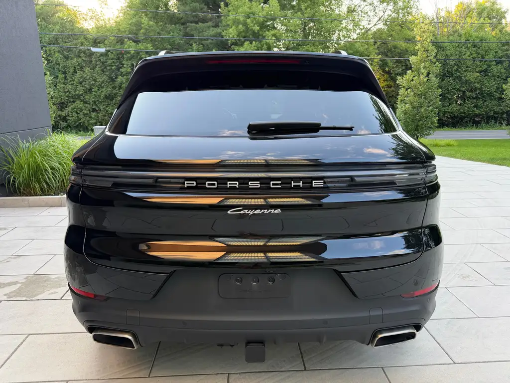 2025 Porsche Cayenne