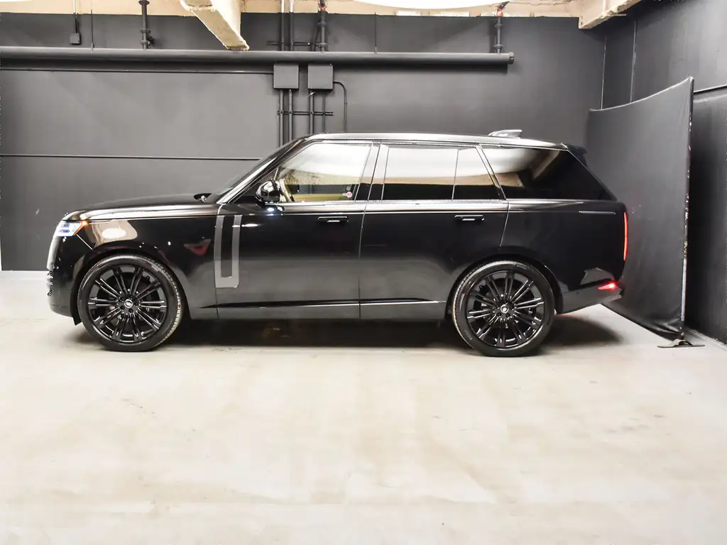 2025 Land Rover Range Rover