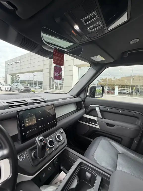 2023 Land Rover Defender
