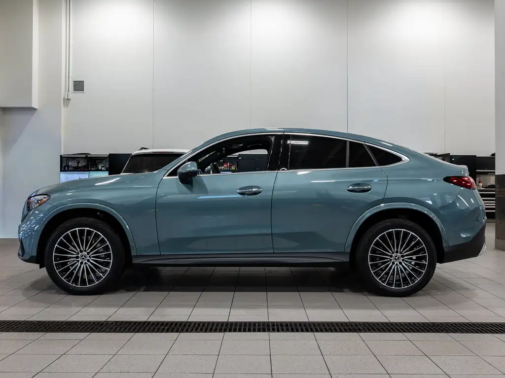 2027 Mercedes-Benz GLC