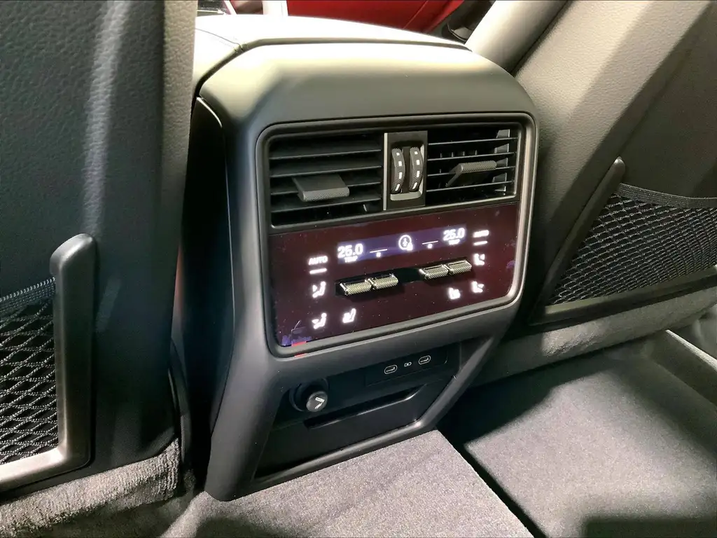 2026 Porsche Cayenne