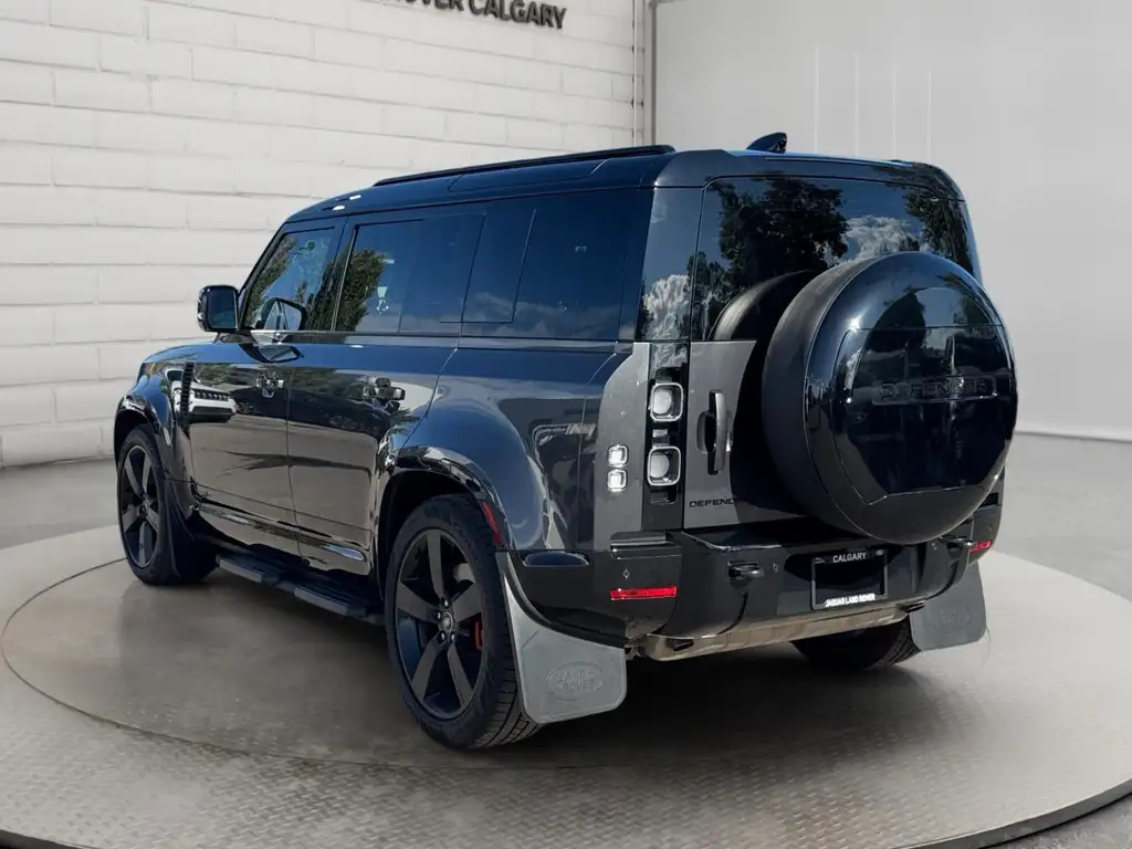 2025 Land Rover Defender