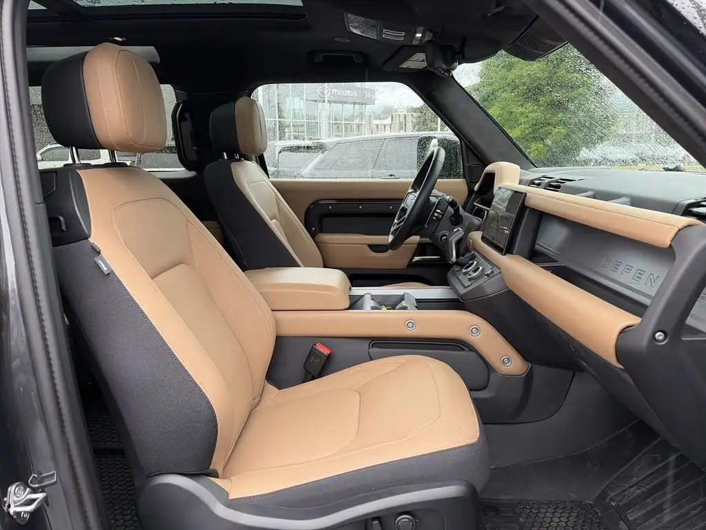 2025 Land Rover Defender