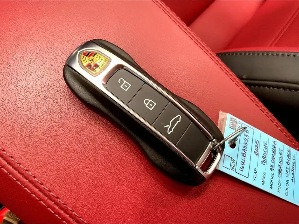 2025 Porsche 911