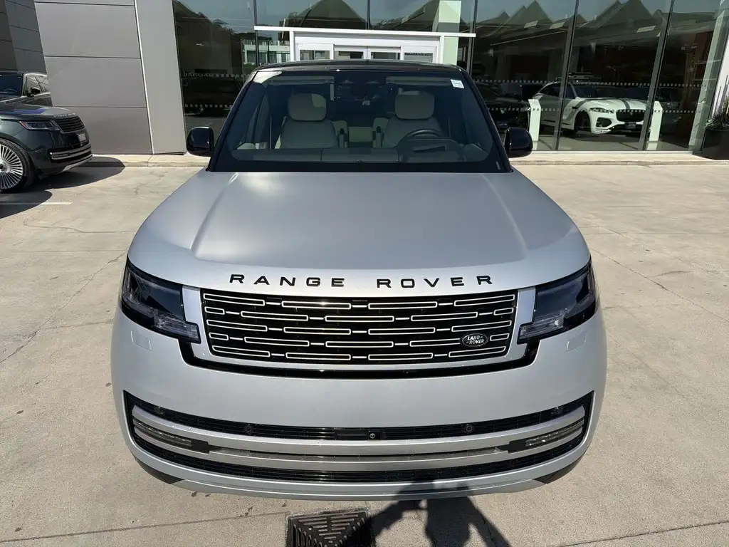 2025 Land Rover Range Rover