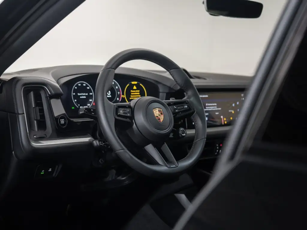 2026 Porsche Cayenne