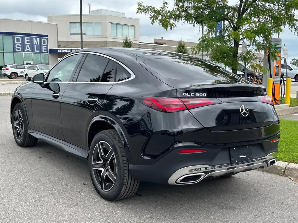 2027 Mercedes-Benz GLC