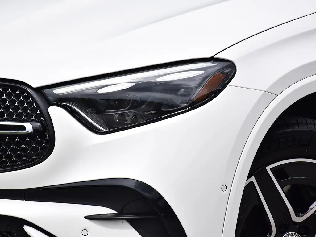 2026 Mercedes-Benz GLC