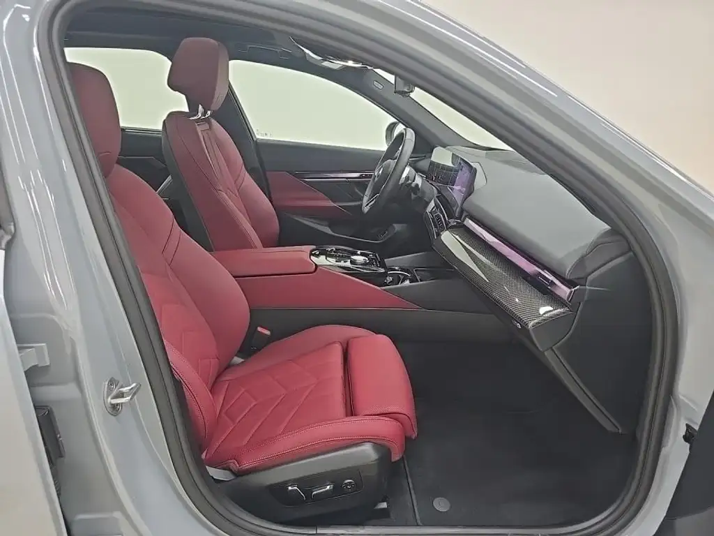 2027 BMW 5 Series