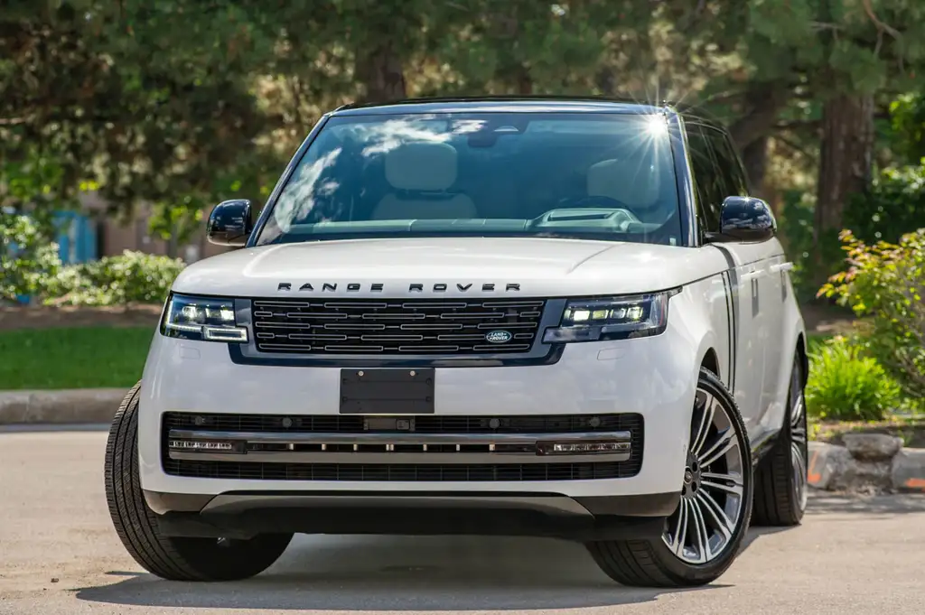 2025 Land Rover Range Rover