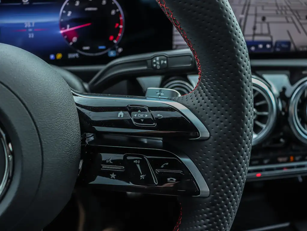 2025 Mercedes-Benz CLA