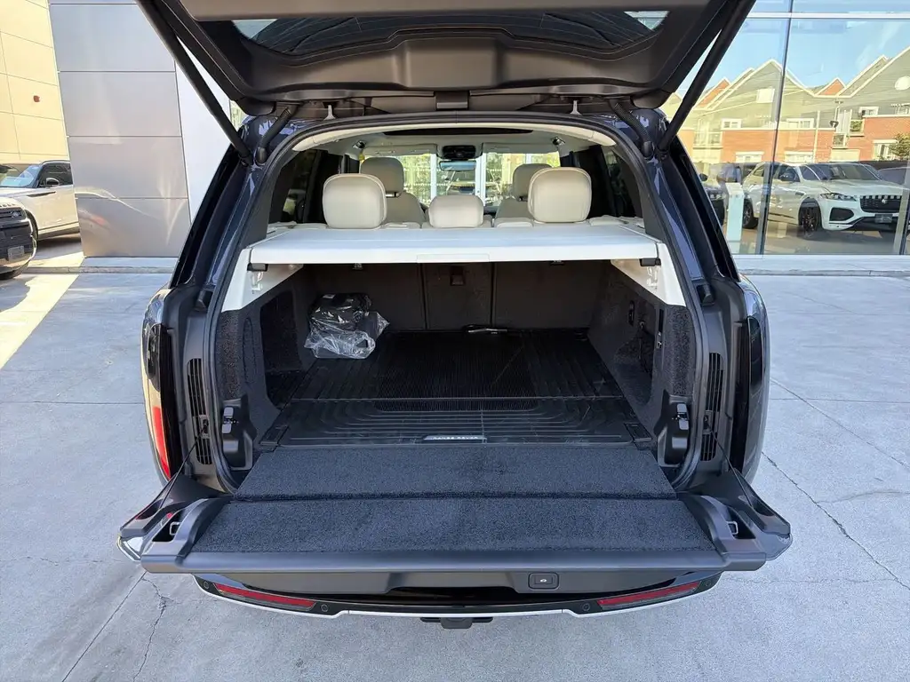 2027 Land Rover Range Rover