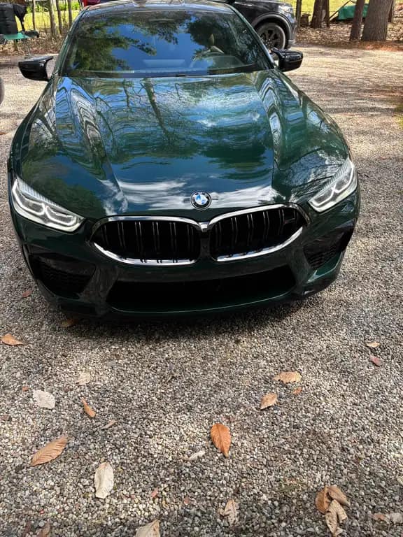 2023 BMW M8