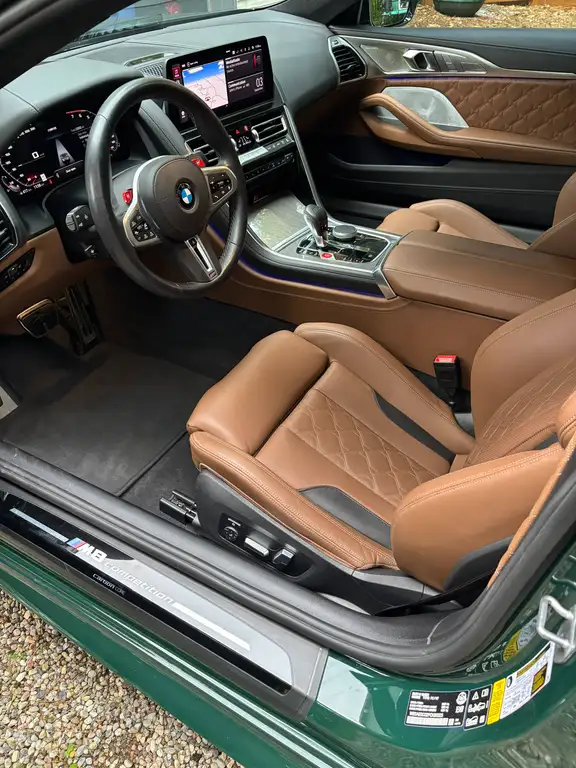 2023 BMW M8