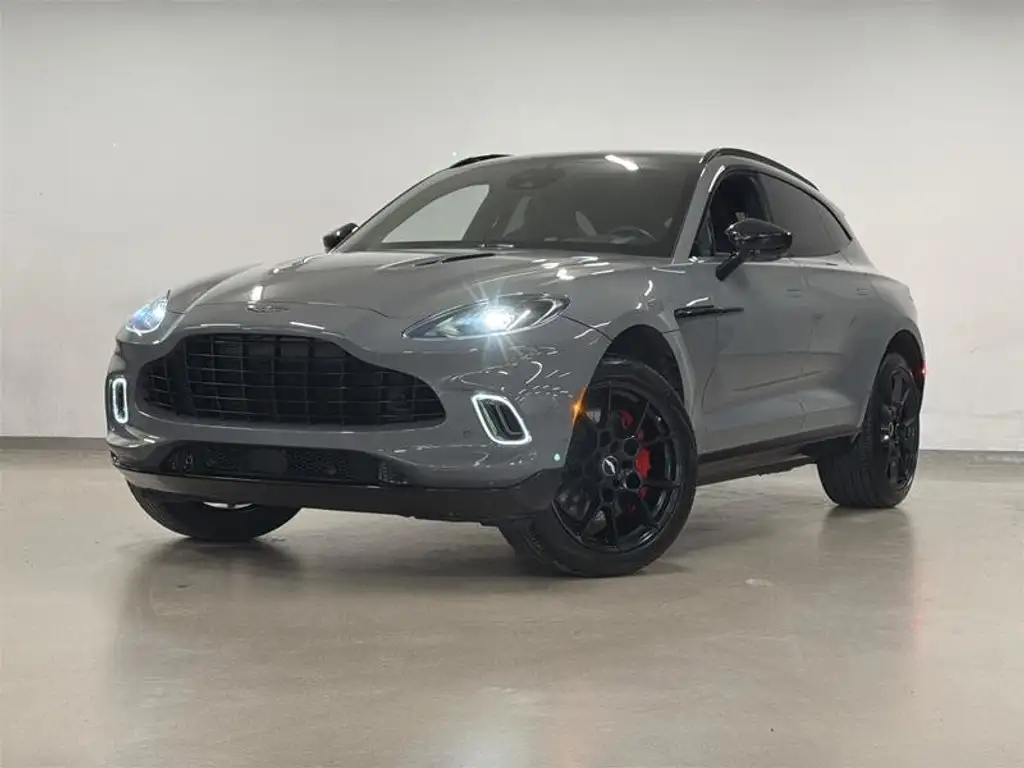 2021 Aston Martin DBX