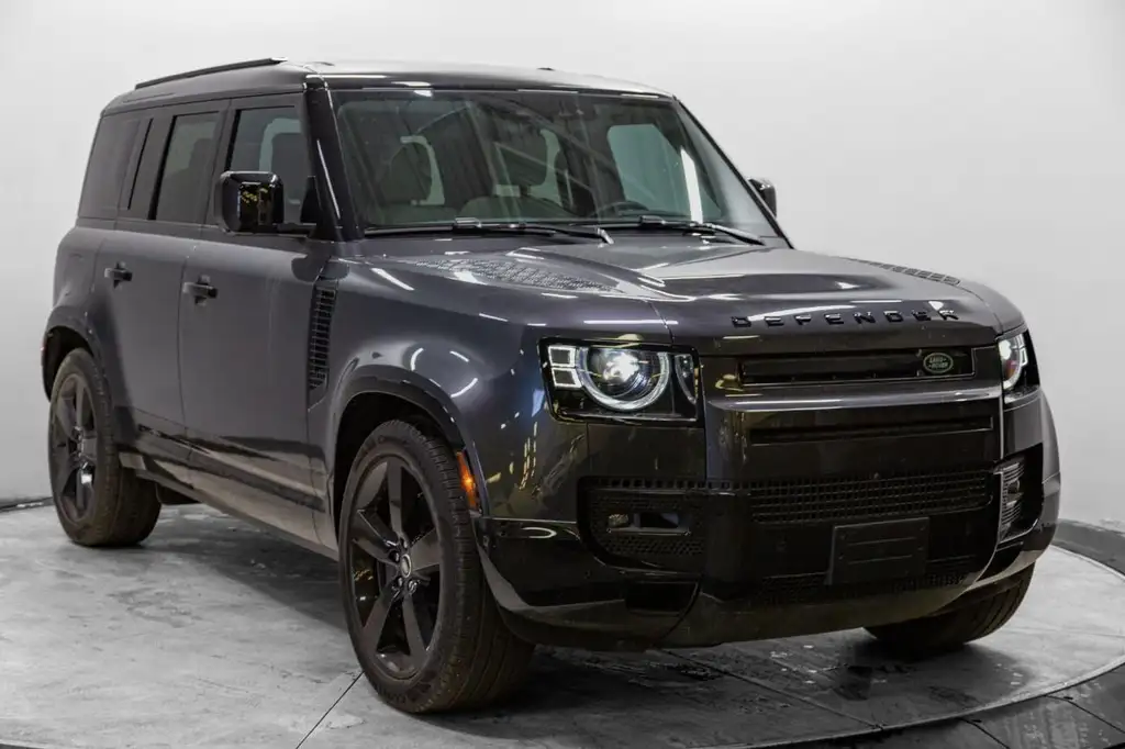 2025 Land Rover Defender