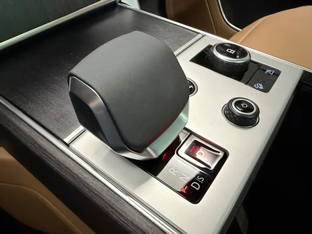 2027 Land Rover Range Rover
