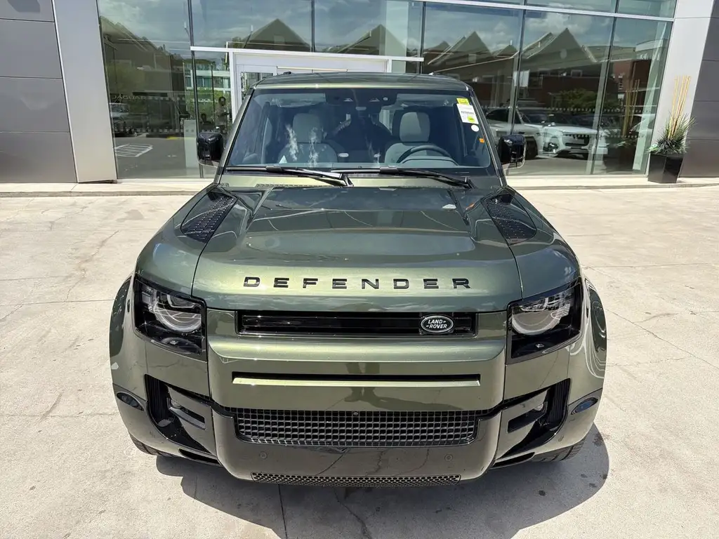 2026 Land Rover Defender