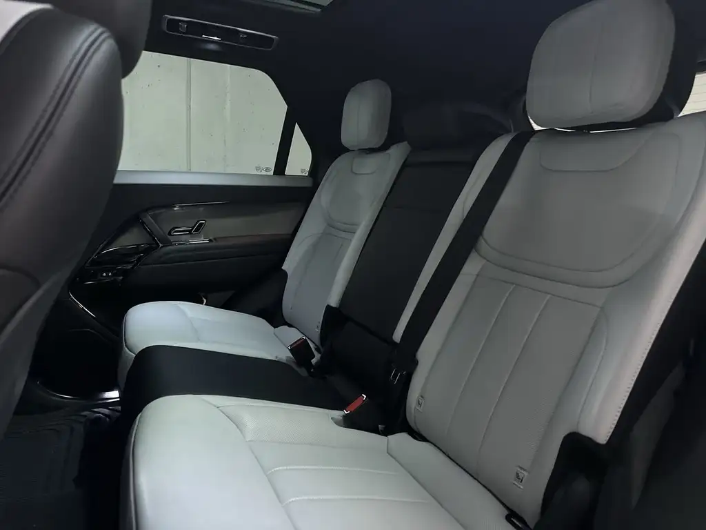 2024 Land Rover Range Rover Sport