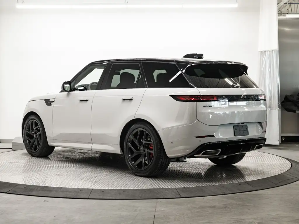 2026 Land Rover Range Rover Sport