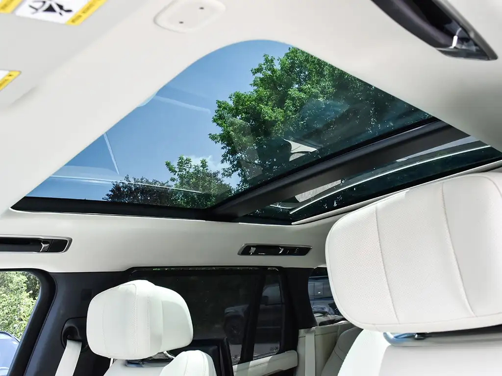 2025 Land Rover Range Rover