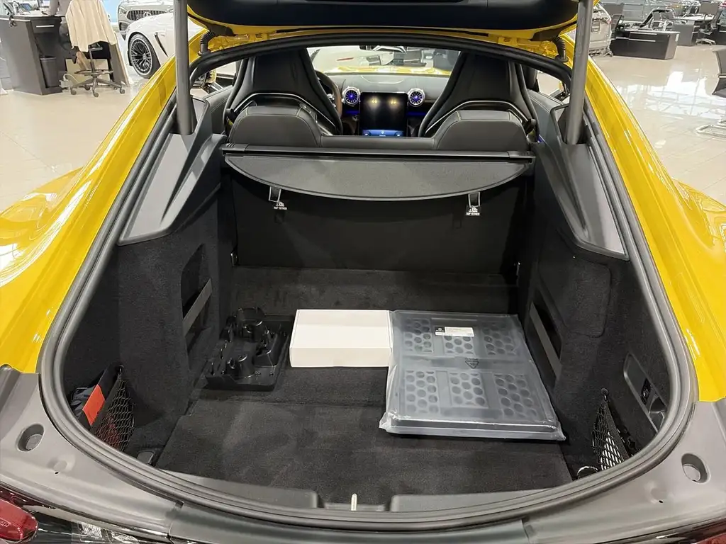 2027 Mercedes-Benz AMG GT